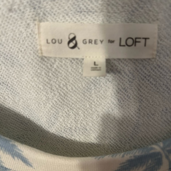 2 piece crop sweatshirt and shorts in size large. - Picture 11 of 12